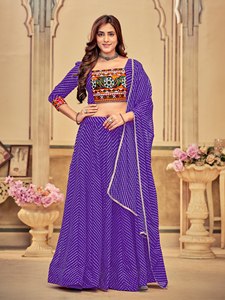 Collection moderne de Lehenga Choli en Georgette gaufrée à séchage rapide pour femmes, idéale pour toutes les saisons, spécial Navratri - Product Image 5