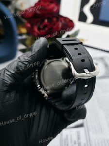 Reloj Analógico Digital con Corona de Moissanita, Caja Redonda, Estilo Lujoso para Hombre, Correa de Goma con Cierre de Hebilla - Product Image 2