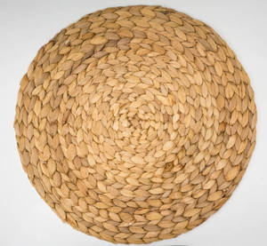 Tapis et coussinets tressés en jacinthe d'eau naturelle, fabrication vietnamienne, style bohème, résistants à la chaleur, écologiques, durables, antidérapants - Product Image 1