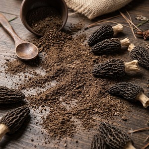 Poudre de champignons Gucchi de l'Himalaya, provenant de forêts sauvages, qualité supérieure, super-aliment en poudre pour la cuisson des soupes et une utilisation nutritionnelle - Product Image 1