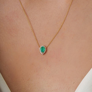 Simple Dainty Elegant Design K18 Yellow Gold <b>Emerald</b> & Diamond Single Stone Halo <b>Pendant</b> Necklace Everyday Wear Women's Jewelry - Product Image 2