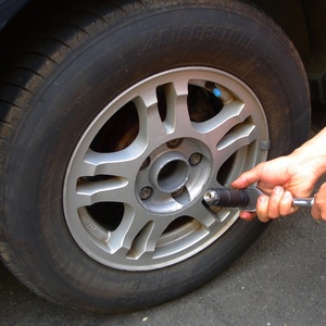 <b>Wheel</b> Twist Sockets <b>Wheel</b> <b>Lock</b> <b>Nut</b> <b>Removal</b> Extractor <b>Tool</b> with SCM 440 Material and Phosphate Black Finish - Product Image 4