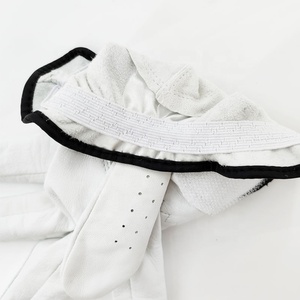 Gants de golf en cuir véritable haute performance, antidérapants, à adhérence souple, pour hommes et femmes, assurant un ajustement flexible, une construction respirante et fiable - Product Image 3