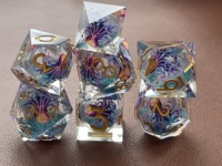 Ensemble de dés polyédriques carrés en résine, faits main, à noyau liquide, thèmes Pieuvre, Tortue de mer, Hibou, Dragon, 7 pièces, à bords vifs, avec motifs artistiques, pour jeux DND RPG