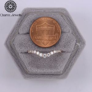 Anillo de compromiso y eternidad Charm_Jewells para mujer, chapado en oro rosa de 18K, plata, moissanita de corte cojín, engaste clásico de puntas - Product Image 6