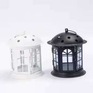 Lanterne suspendue en métal noir, porte-bougie, panneau en verre, lanterne décorative, intérieur, extérieur, jardin, décoration de la maison, éclairage - Product Image 4