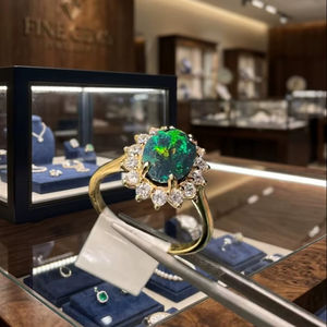 Anillo de compromiso vintage con halo de ópalo, chapado en oro de 14k, plata de ley con engaste de púas, ópalo Welo negro etíope natural, tercera parte. - Product Image 1