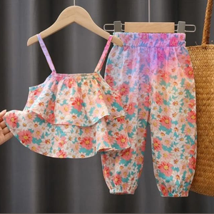 Ensemble bohème chic à volants floraux superposés : met en valeur l'esthétique bohème populaire et le haut à superpositions prononcé. - Product Image 3