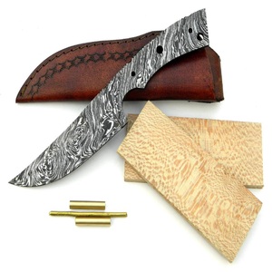Couteau à lame fixe en acier à motifs, fait main, avec étui en cuir – Couteau de chasse extérieur personnalisé pour la vente en gros OEM - Product Image 1