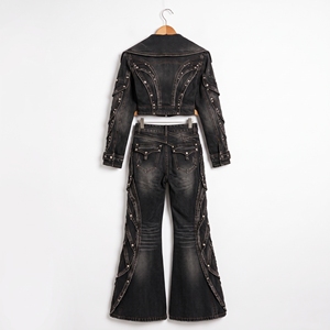 Conjunto de Dos Piezas de Mezclilla Negra para Mujer, Chaqueta Corta con Tachuelas, Cinturón con Hebilla, Jeans Cargo Ajustados, Moda Urbana Gótica - Product Image 5