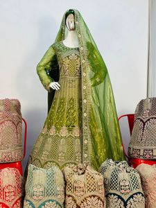 Elegante Vestido Doble con Trabajo Zarkand Nupcial Intenso, Dupatta con Múltiples Bordados, 16 Colores Impresionantes, Tela de Red India, Ropa para Mujer - Product Image 3