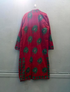 Abrigo Bohemio Acolchado para Mujer, Color Rojo Terciopelo, Bordado, con Estampado Floral, Cuello Mao, Mangas Largas, Ecológico, para Invierno - Product Image 6