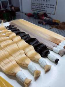 Extensions de cheveux humains vietnamiens 100% naturels, ondulés, en vrac, aspect naturel, qualité luxe, pour salons de coiffure, livraison mondiale. - Product Image 2