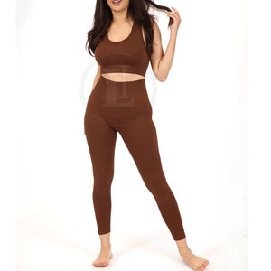 Ensemble de yoga pour femmes sur mesure de qualité supérieure, motif uni, taille élastique, logo avant, 2 pièces, respirant, en Spandex/Polyester, très résistant - Product Image 2