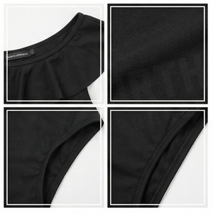 Ensemble de yoga 2 pièces imprimé papillon bleu avec finition dorée, body à col en V profond et jupe portefeuille longueur genou - Product Image 4
