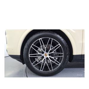 Porsche Cayenne 3.0 Coupé 2024, 8,664 km, Caja de Cambios Automática, Asientos de Cuero, Volante a la Izquierda, con Cámara Trasera - Product Image 5