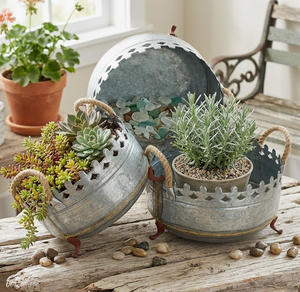 Nouveauté du créateur : Jardinière décorative vintage en fer galvanisé, faite à la main, à prix réduit, en promotion, pour jardin (en carton) - Product Image 2
