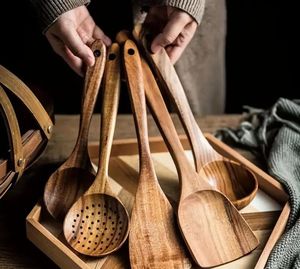 Ensemble de 4 ustensiles de cuisine en bois, cuillères et spatules en bois naturel, finition mate, design minimaliste, ensemble de cuillères à salade de qualité supérieure - Product Image 5