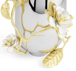 แจกันดอกไม้ตั้งพื้นสแตนเลสสตีลหรูหราทันสมัยเคลือบ PVD ลายตอกทองทำมือ เป็นมิตรกับสิ่งแวดล้อม สีสันปรับแต่งได้ สำหรับบ้านและโรงแรม - Product Image 5