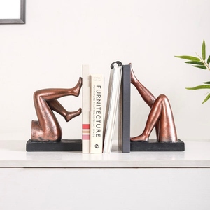 Diseño de regalo único, sujetalibros retro de cultura pop con patas invertidas, estilo vintage, organizador de estantería para el hogar u oficina, personalizable. - Product Image 2