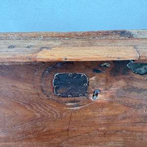 Coffre à couvertures antique en teck indien, rustique, en bois massif, vintage, en bois de récupération, style ferme, table basse - Product Image 4