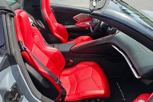 Excellente voiture d'occasion propre, Chevrolet Corvette Stingray Cabriolet 2LT 2024, voitures d'occasion prêtes à être expédiées - Product Image 3