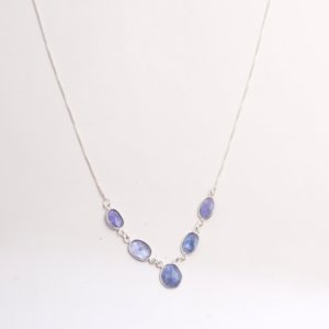 สร้อยคอแทนซาไนต์ธรรมชาติ เงินแท้ 925 ประดับแบบ Bezel Set หลายเม็ด สร้อยคอพลอยประจำเดือนธันวาคม งานแฮนด์เมด ของขวัญสำหรับเธอ - Product Image 2