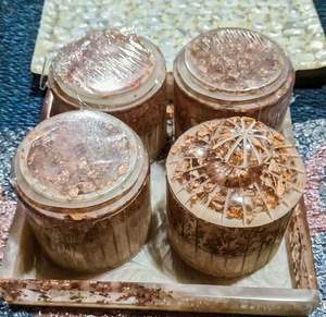 Pot en résine époxy personnalisé avec couvercle pour le rangement en cuisine, les bonbons, les fruits secs, l'emballage cosmétique et la décoration intérieure - Fournisseur en gros - Product Image 1