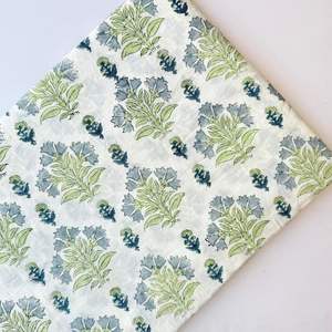 Tissu en coton imprimé traditionnel Jaipuri, coton cambriqué imprimé au bloc 60x60, tissu en coton à motifs. - Product Image 1