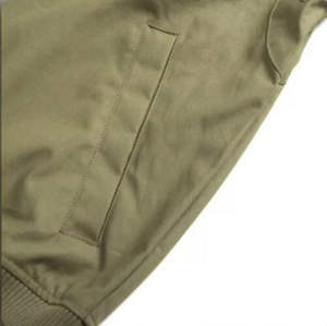 Veste bomber noire unie pour hommes, veste tendance à la mode, veste d'hiver pour hommes - Product Image 4