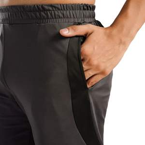 กางเกงกีฬาขาสั้นสีเทาชาร์โคลสำหรับผู้ชาย ซับเหงื่อได้ดี เหมาะสำหรับออกกำลังกาย วิ่ง เล่นกีฬา ฝึกซ้อม ฟิตเนส - Product Image 4