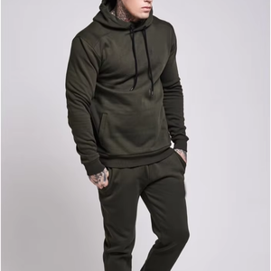 Ensemble de survêtement pour homme en molleton technique à capuche avec logo personnalisé, coupe oversize, pour l'hiver - Product Image 1