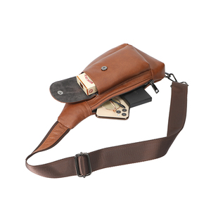 Sac de poitrine minimaliste pour homme en cuir synthétique microfibre avec fermeture éclair antivol, sac bandoulière pour usage quotidien - Product Image 4