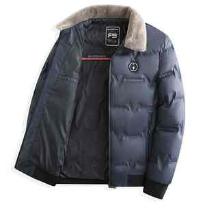 Chaqueta de invierno informal para hombre, con cierre de cremallera y logotipo frontal, con forro de piel de conejo. - Product Image 2