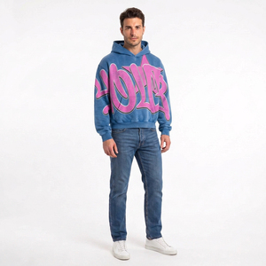Hoodie ample bleu avec imprimé graffiti rose, style streetwear unisexe vintage, masque de ski décontracté de haute qualité pour homme, coupe boxy - Product Image 4