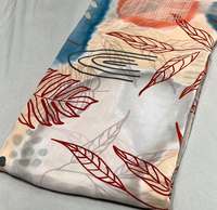 Tissu imprimé numériquement, tissu en coton imprimé sur mesure, tissu imprimé par des designers, imprimé inspiré de la chinoiserie pour les acheteurs de mode internationaux