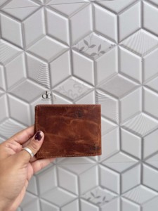 Portefeuille en cuir véritable fait main pour homme, style vintage, fermeture à rabat, porte-cartes et billets, élégant, usage quotidien, cadeau pour lui - Product Image 2