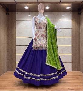 Women <b>Lehenga</b> Choli Set Embroidered Floral Top Purple <b>Skirt</b> Green Dupatta Traditional Indian Pakistani Wedding Wear - Product Image 1