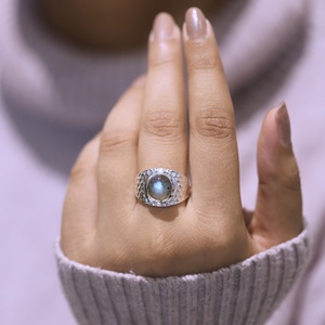 Natural Labradorite Hammered Band <b>Ring</b> 925 Sterling Silver Handmade Bezel <b>Set</b> Round Gemstone <b>Ring</b> for <b>Men</b> & Women - Product Image 2