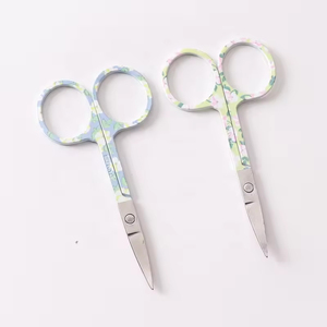 กรรไกรตัดเล็บสแตนเลสอย่างดี ใบมีดตรง คมกริบ ตัดหนังกำพร้าได้อย่างแม่นยำ ทนทาน อุปกรณ์ดูแลเล็บและความงาม - Product Image 1