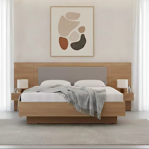 Lit avec pied de lit intégré, taille King Size, cadre de lit en bois luxueux, fabrication artisanale, dessus en bois massif, haut de gamme, sculpté à la main, pour chambre à coucher - Product Image 1