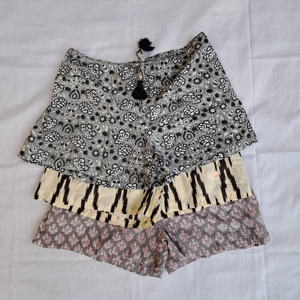 Pantalones Cortos de Algodón Ecológico con Estampado de Bloques, Cintura Elástica con Cordón, Ropa Casual para Mujer - Product Image 1