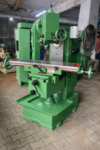 Fresadora Universal de Avance Automático con Engranajes, 1 ½ No. (SuperTech Marca / Modelo STOF-1a) - Product Image 5