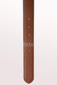 Ceintures en cuir lisse de qualité supérieure, ceintures habillées classiques en gros pour hommes, sangle en cuir de vachette avec logo personnalisé, prêtes pour la vente de luxe B2B - Product Image 4