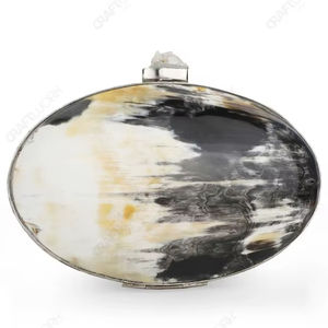 กระเป๋าคลัทช์ทรงวงรีทำจากเขาสัตว์ธรรมชาติ พร้อมหัวจับคริสตัลดิบ กรอบสีเงิน หรูหราโดดเด่น เหมาะสำหรับขายส่งและรับผลิตแบบ OEM - Product Image 1