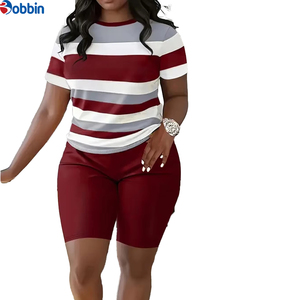 Conjunto Deportivo de Moda para Mujer, Estilo Hip Hop, Casual, con Estampado, Manga Corta, Pantalones Cortos Elásticos a Rayas - Product Image 4