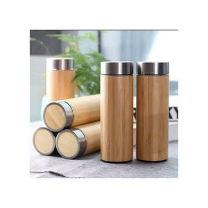 Gourde isotherme en bambou et acier inoxydable réutilisable - Product Image 4