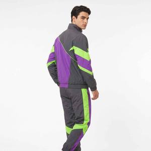 Pantalons en nylon personnalisés, logo personnalisé, streetwear en gros, coupe-vent graphique, survêtement streetwear, marque à label privé - Product Image 2