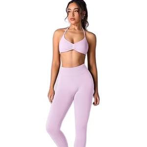 Ensemble de 2 pièces pour femmes, short sportif uni, couleur personnalisée, tissu en laine respirant et à séchage rapide - Product Image 1