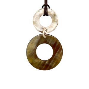 Boucles d'oreilles ovales DTJ DHP-789 pour femmes, en corne de buffle naturelle de haute qualité, équitable, plaquées laque, faites à la main, collection 2026 - Product Image 5